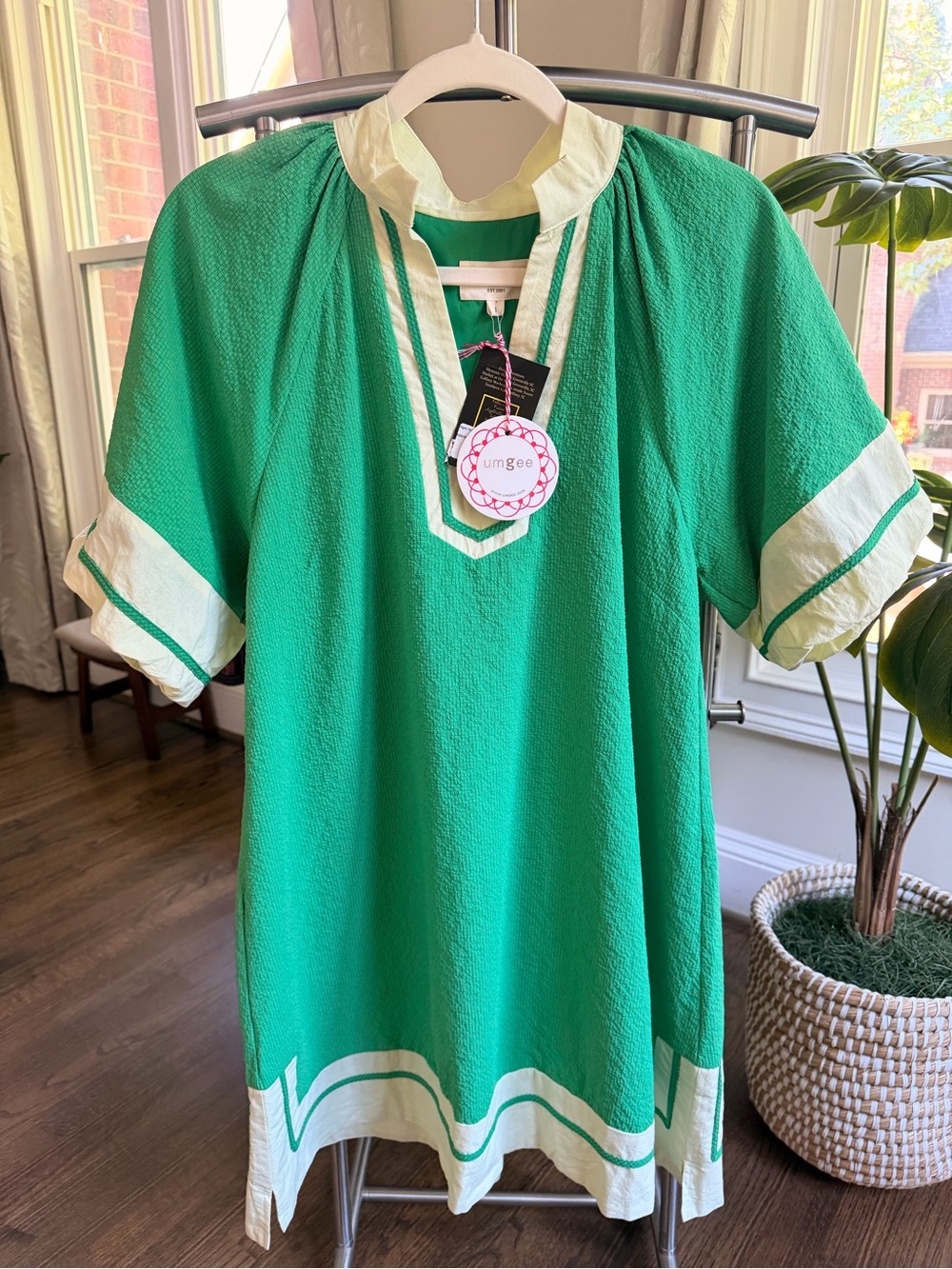 Umgee Green & Cream Girls' Tunic with Contrast Trim